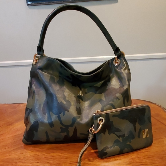 graham tote with camo print